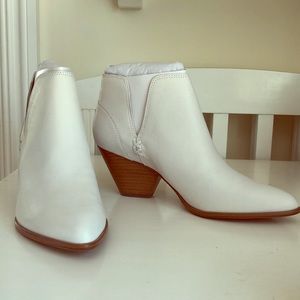 Frye Reina Cut Out Bootie